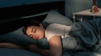 পুরুষদের তুলনায় নারীদের বেশি ঘুমের প্রয়োজন, জেনে নিন কেন