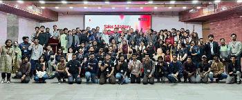 শিক্ষার্থীদের শিল্পখাতের জন্য দক্ষ করে তুলতে ইউআইইউ-তে রাইজের এআই ক্যাম্প