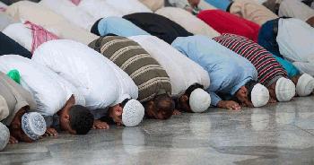 যেভাবে পড়বেন তারাবির নামাজের দোয়া ও মোনাজাত