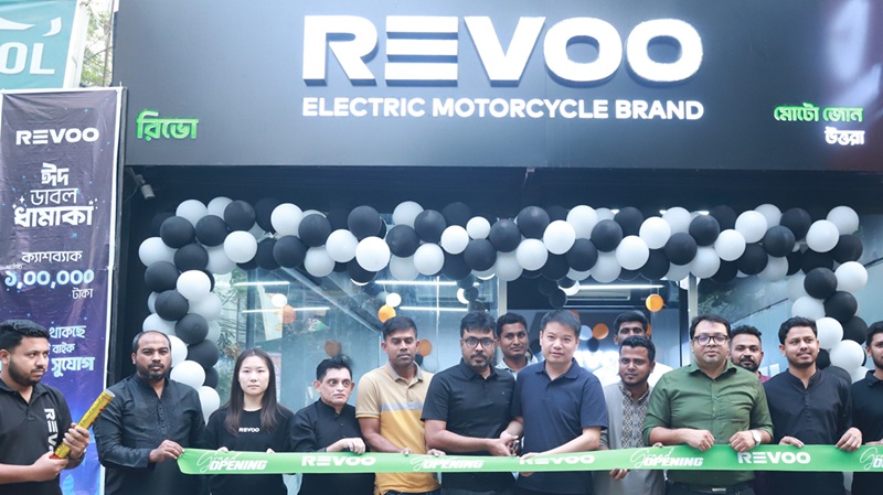 রাজধানীর উত্তরায় নতুন শোরুম চালু করল রিভো