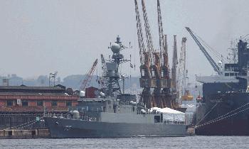 মার্কিন হামলায় শ্রীলঙ্কা উপকূলে ডুবেছে ইরানি যুদ্ধজাহাজ, নিহত ৮০