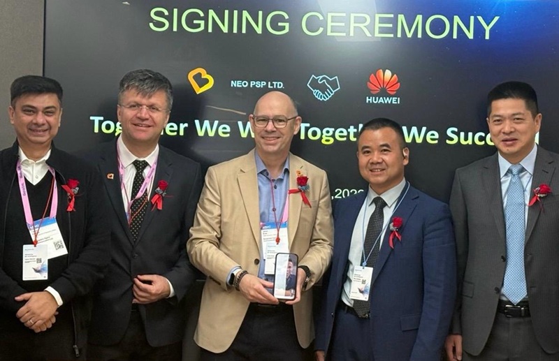 ডিজিটাল পেমেন্ট প্ল্যাটফর্ম ‘মুক্ত পে’ তৈরিতে হুয়াওয়ের সঙ্গে চুক্তি বাংলালিংকের