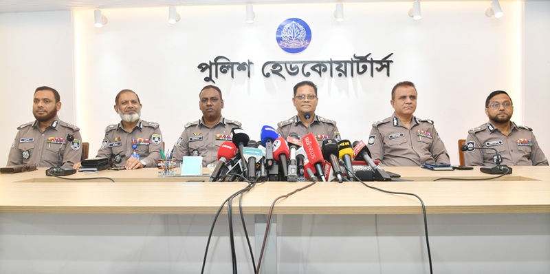 হাদি হত্যার আসামিদের দেশে আনতে কূটনৈতিক তৎপরতা চলছে: আইজিপি