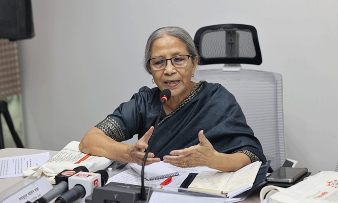 সরকারের ভেতরে থেকেও যুক্তরাষ্ট্রের সঙ্গে চুক্তি ঠেকাতে পারিনি : ফরিদা আখতার