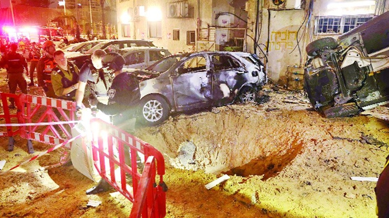 হরমুজে ট্রাম্পের ডাকে সাড়া নেই: টার্গেট এবার নেতানিয়াহু