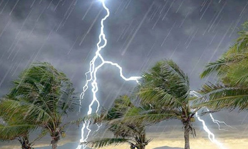 রাতের মধ্যে ৬০ কিমি বেগে ঝড়ের শঙ্কা যেসব অঞ্চলে