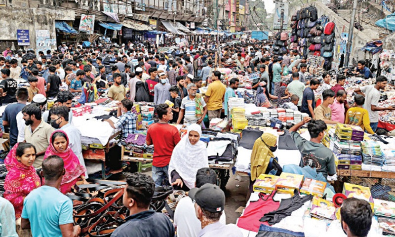 ঈদের কেনাকাটা: হিসাবি খরচেও অর্থনীতিতে গতি