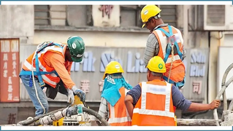 মালয়েশিয়ার শ্রমবাজার : একদিকে আশার আলো, অন্যদিকে সিন্ডিকেটের ‘পুরোনো’ ভয়