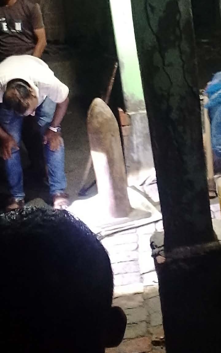 সাতক্ষীরায় সীমানা পিলারসহ আটক ৪