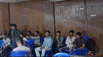 ‎খাদ্য অধিদপ্তরের নিয়োগ পরিক্ষায় কানে ডিভাইসসহ ৫০ এর অধিক আটক