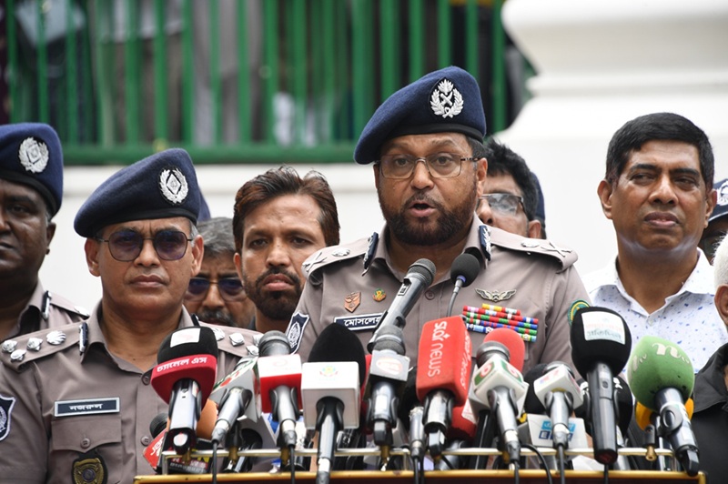 'প্রতিষ্ঠাবার্ষিকী ঘিরে আ. লীগের পরিকল্পনা নস্মাৎ করা হয়েছে':ডিএমপি কমিশনার