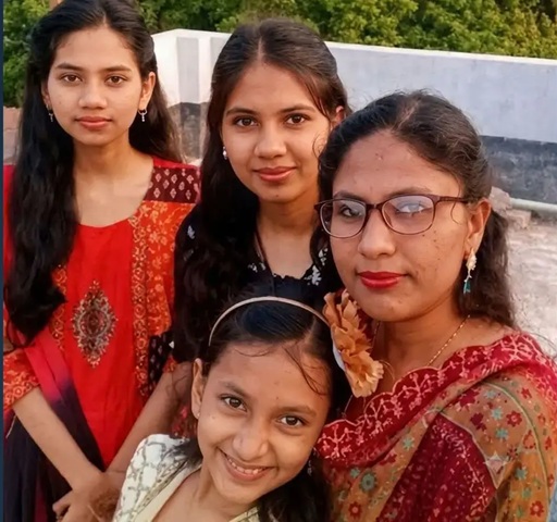 মা ও তিন মেয়েকে কুপিয়ে হত্যা: প্রত্যেকের শরীরে ধারালো অস্ত্রের একাধিক আঘাত