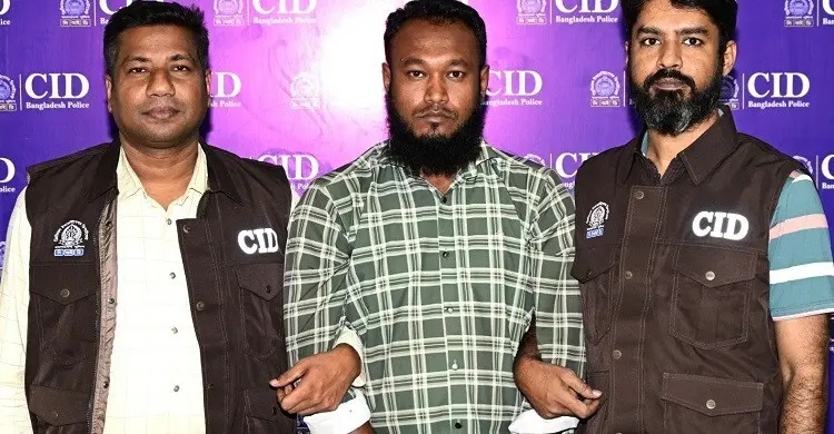 পাসপোর্ট-টাকা কেড়ে নিয়ে কম্বোডিয়ায় নারীকে নির্যাতন, পাচারকারী গ্রেফতার