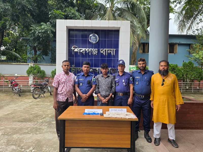 চাঁপাইনবাবগঞ্জে ৩১ লক্ষ টাকার হেরোইন ও ইয়াবাসহ রসুল গ্রেফতার