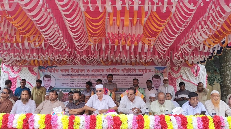 কালিহাতীতে উৎসবমুখর পরিবেশে নবনির্মিত একাডেমিক ভবনের উদ্বোধন, পরিচিত হলো এডহক কমিটি