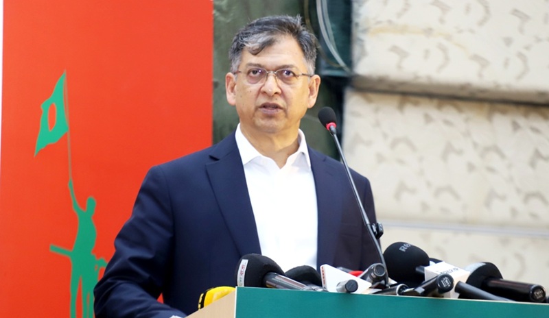 ‘হাসিনা কার্ড’ খেলবেন আবার বন্ধুত্বও চাইবেন, দুটো একসঙ্গে চলতে পারে না : ভারতকে স্বরাষ্ট্রমন্ত্রী