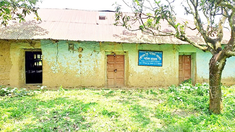 চাঁপাইনবাবগঞ্জে শতভাগ ফেল করা চার মাদ্রাসার দুই সুপারকে শোকজ