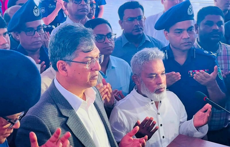 ঢাকা-চট্টগ্রাম মহাসড়কে ‘অটো ফাইন সিস্টেম’ চালু, আইন ভাঙলেই শনাক্ত, নজরদারিতে ১,৪২৭ এআই ক্যামেরা