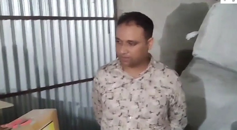 চাঁপাইনবাবগঞ্জে নকল কীটনাশক তৈরীর অভিযোগে ব্যবসায়ীর কারাদন্ড ও জরিমানা