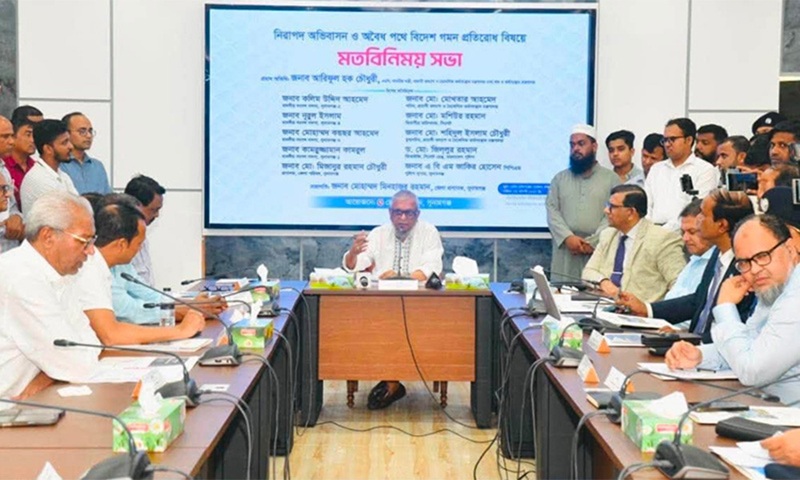 বিনা খরচে ১০ হাজার কর্মী নেবে মালয়েশিয়া সরকার : প্রবাসীকল্যাণমন্ত্রী