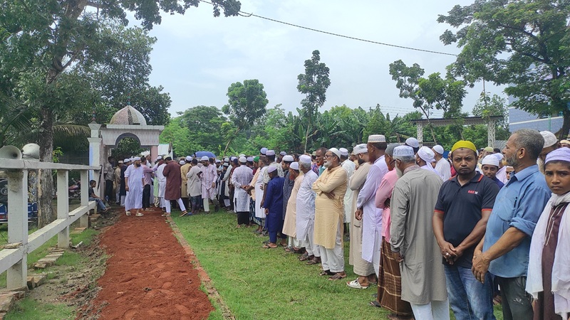 দৈনিক দৃষ্টিপাত সম্পাদক জি এম নূর ইসলামের দাফন সম্পন্ন