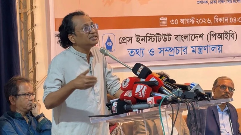 মতপ্রকাশের ব্যাপারে সরকার ‘খুব উদার’: তথ্য উপদেষ্টা