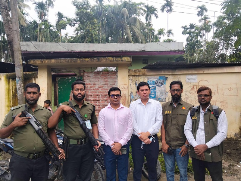 লক্ষ্মীপুরে অস্বাস্থ্যকর পরিবেশে শিশু খাদ্য তৈরি, লাখ টাকা জরিমানা