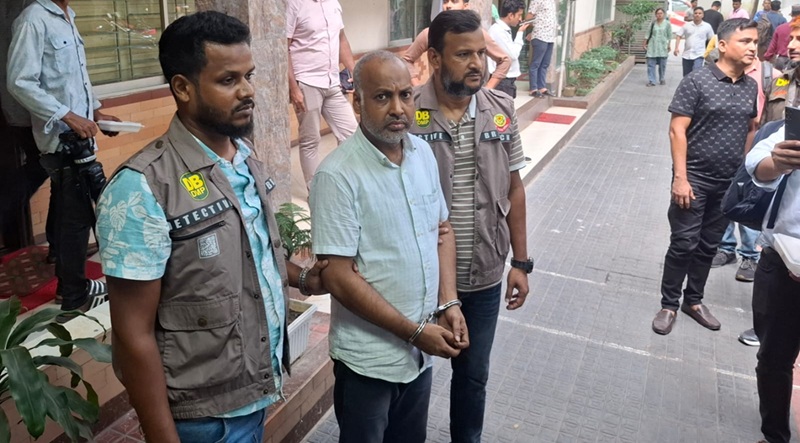 মিরপুরে অস্ত্রের দাপট দেখানো ‘শুটার জাকির’ ডিবির অভিযানে গ্রেফতার 