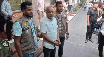 মিরপুরে অস্ত্রের দাপট দেখানো ‘শুটার জাকির’ ডিবির অভিযানে গ্রেফতার 