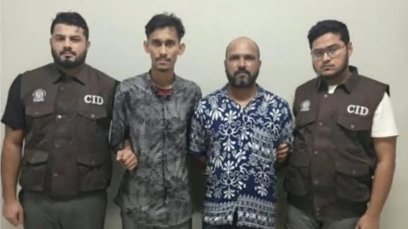 ফিশিং লিংকে মোবাইলের নিয়ন্ত্রণ নিয়ে ১০ লাখ টাকা আত্মসাৎ, গ্রেফতার ২