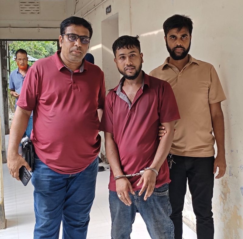 আগৈলঝাড়ায় ১০০ পিস ইয়াবাসহ ১জন গ্রেপ্তার 