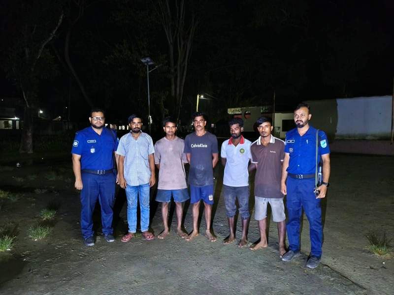 ভূঞাপুরে অবৈধ বালু উত্তোলনের দায়ে ৫ জনের  সাড়ে ৩ লক্ষ টাকা অর্থদন্ড  