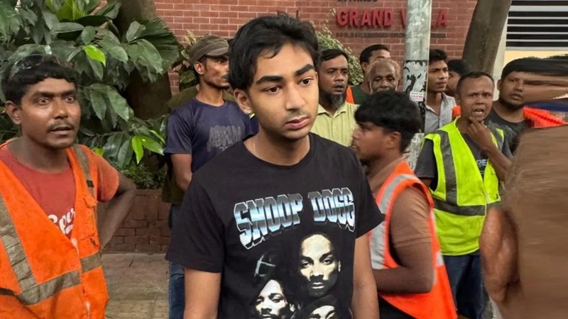 বারিধারায় গাড়িচাপায় নির্মাণ শ্রমিকের মৃত্যুঃ চালকের আসনে থাকা কিশোর অবশেষে গ্রেফতার