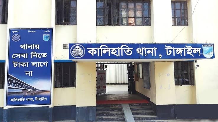 কালিহাতীতে বুট মিলে চুরি, শ্রমিকদের বেঁধে নিয়ে গেল ট্রান্সফরমার