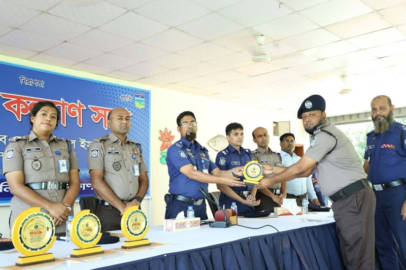 পঞ্চমবারের মতো নেত্রকোণায় শ্রেষ্ঠ পুলিশ অফিসার ত্রিশালের আসাদুজ্জামান সুমন