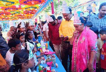 পত্নীতলায় বিজ্ঞান মেলা অনুষ্ঠিত
