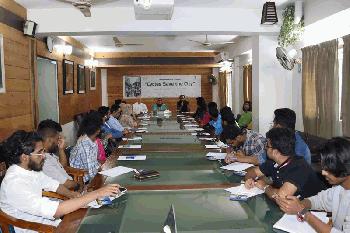 নগরের স্বাভাবিক পরিবেশ বজায় রাখতে বাইসাইকেল চালানোর আহ্বান