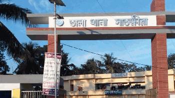 সাতক্ষীরার তালায় প্রেমে ব্যর্থ হয়ে নিজের শরীরে আগুন দিয়েছে কলেজ ছাত্রী