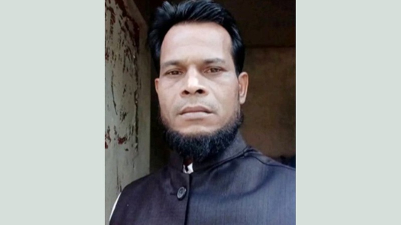 প্রবাসীর স্ত্রীর ঘরে হাতেনাতে ধরা খেলেন ইউনিয়ন যুবলীগ সভাপতি