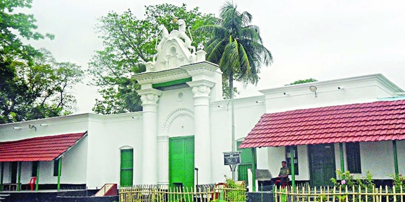 বিশ্বকবির জন্ম জয়ন্তীতে নতুন রুপে আত্রাইয়ের রবীন্দ্র কুঠিবাড়ি