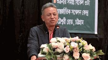 দুঃখের সঙ্গে বলছি, বিনিয়োগ নিয়ে সার্কাস হচ্ছে : আমীর খসরু