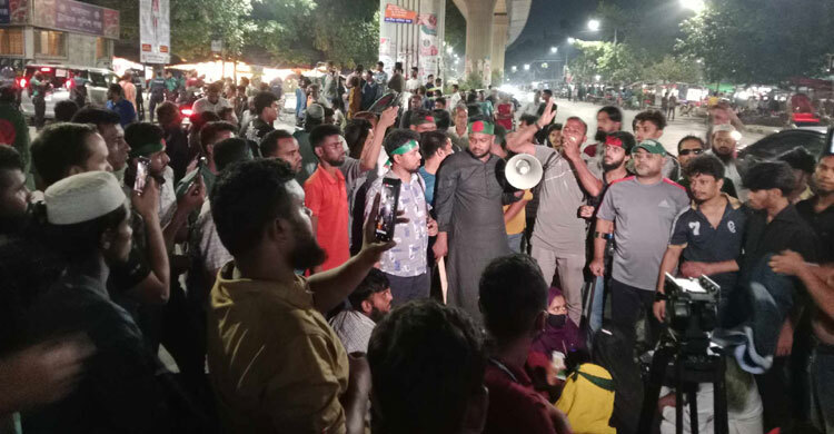 দিনভর শাহবাগে জুলাই আহতদের অবস্থান, রাতে সতর্ক অবস্থানে পুলিশ