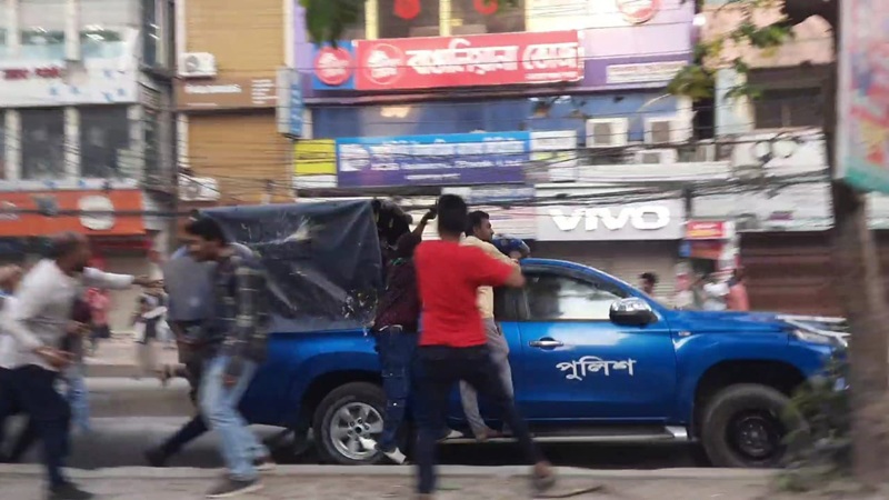 আইভীকে গ্রেপ্তারে বাধার অভিযোগে মামলা, আসামি ২৫২