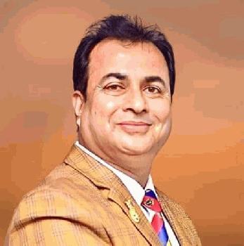 ভুয়া সাংবাদিকের ভিড়ে হারিয়ে যাচ্ছে মর্যাদা