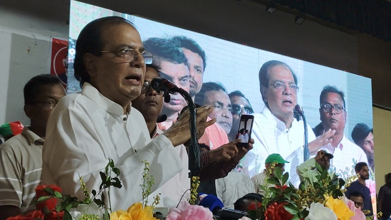 উপদেষ্টাদের উদ্দেশ্য করে বলেন শেখ হাসিনা ও আপনাদের মধ্যে পার্থক্য কি : দুলু