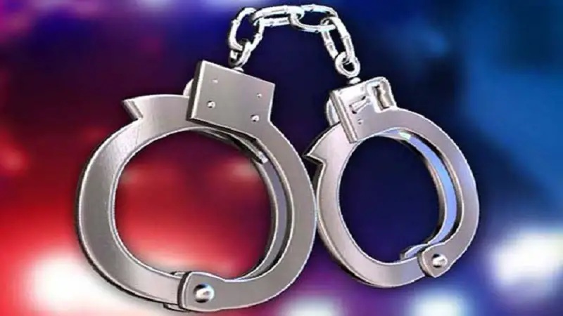 সাতক্ষীরার তালায় স্কুল ছাত্রীকে ধর্ষনের চেষ্টার অভিযোগে গ্রেপ্তার -১