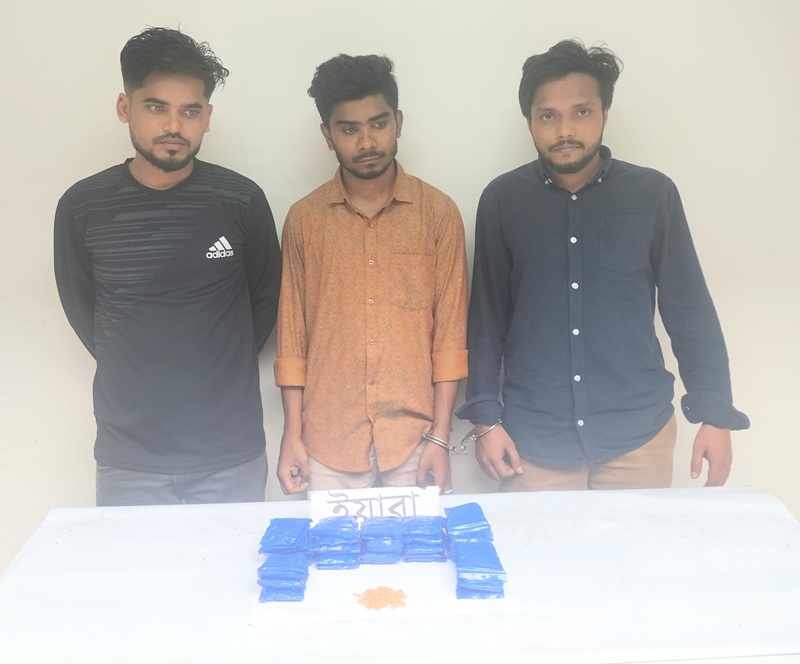 চট্টগ্রামের লোহাগাড়ায় ৭ হাজার ইয়াবাসহ রামু ও উখিয়ার  ৩ যুবক আটক