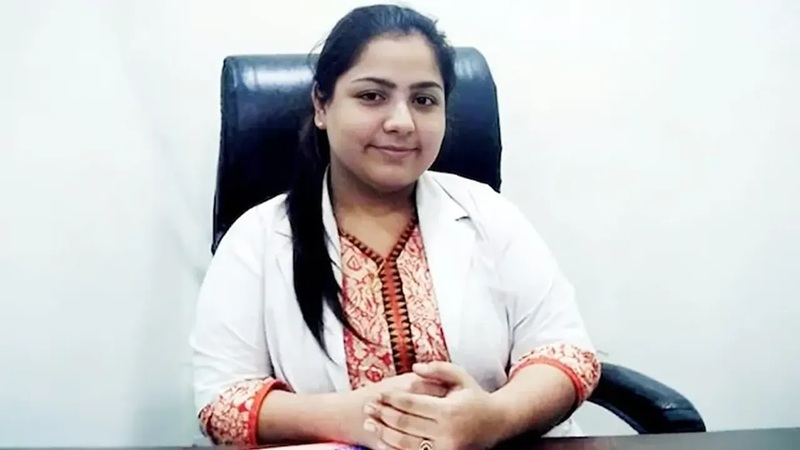 দাঁতের চিকিৎসক দিয়ে হেয়ার ট্রান্সপ্ল্যান্ট, দুই প্রকৌশলীর মৃত্যু