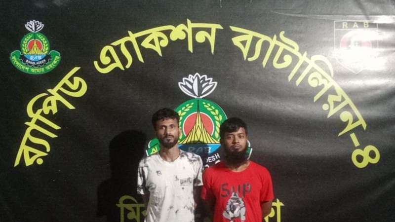 পল্লবীতে মেট্রোরেলের নিচে আইফোন ছিনতাই, গ্রেফতার ২