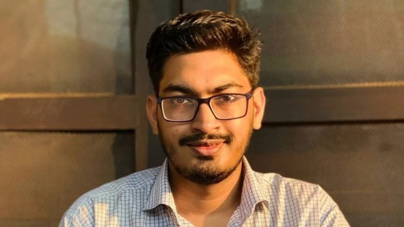 নগদে অনিয়মের তদন্ত, স্ত্রীসহ আতিককে তলব করেছে দুদক